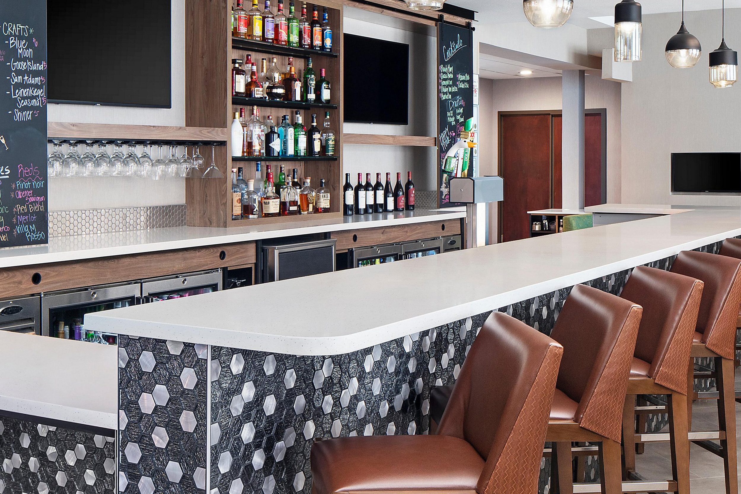 Holiday Inn | an IHG Hotel image